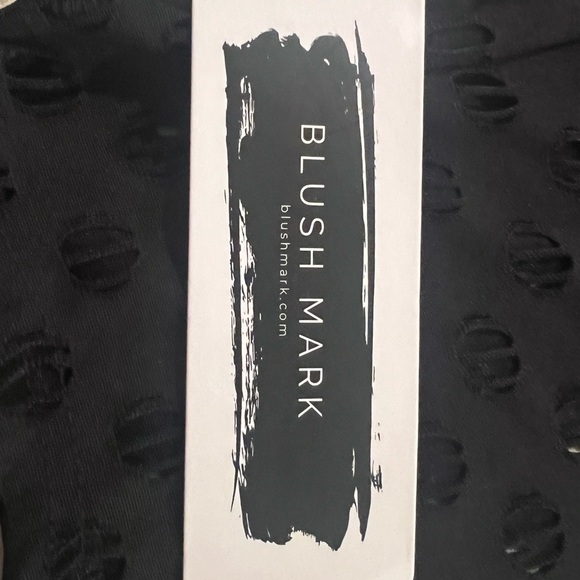 BLUSH MARK Women's Perforated Sleeveless Turtleneck Top & pants black  /M - Picture 13 of 13